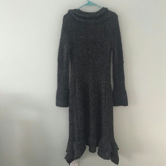 🌸LONG RUFFLE SWEATER JACKET 🌸 - Picture 2 of 2